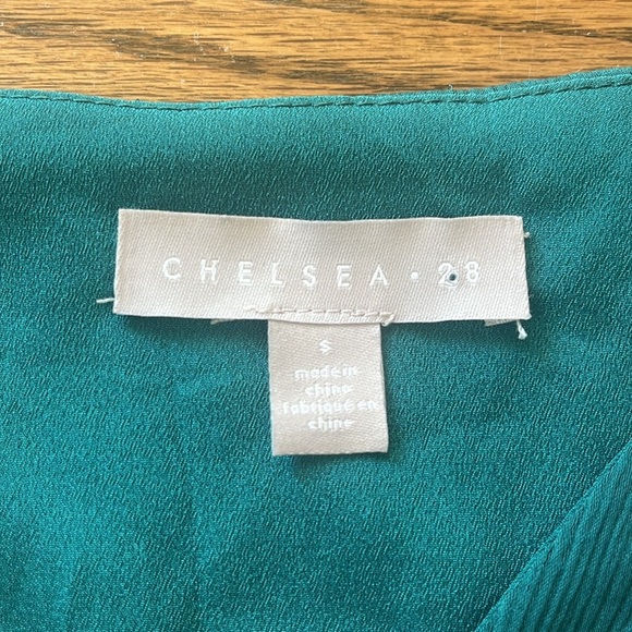 Chelsea28 Green Long Sleeve Pleated Wrap Long Sleeves Blouse Size S New - Picture 7 of 10